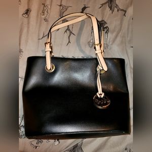 Michael Kors tote